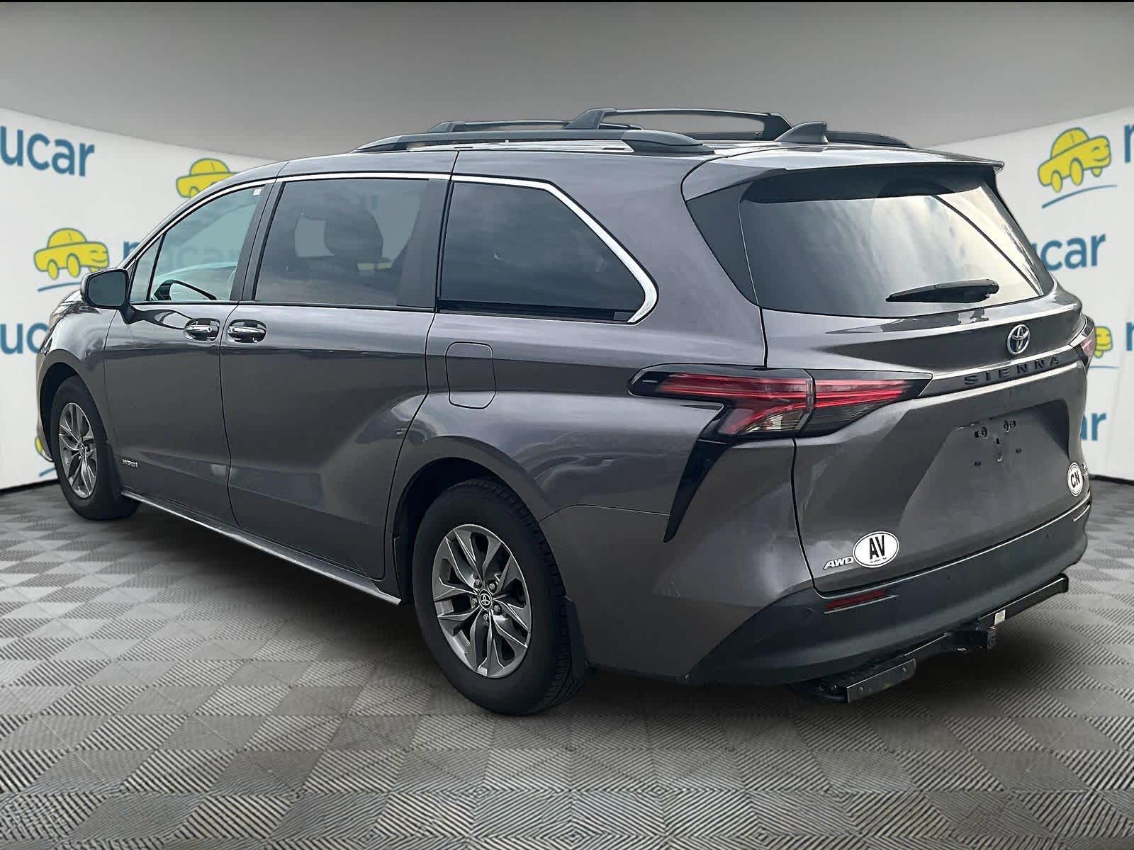 used 2021 Toyota Sienna car, priced at $32,271
