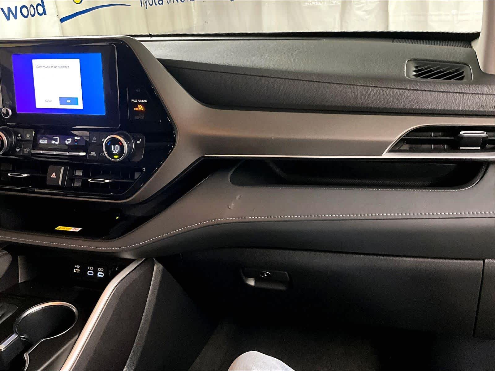 used 2023 Toyota Highlander car, priced at $36,773