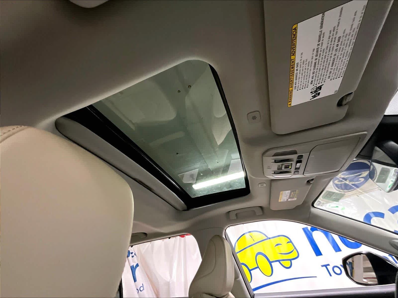 used 2023 Toyota Highlander car, priced at $33,871