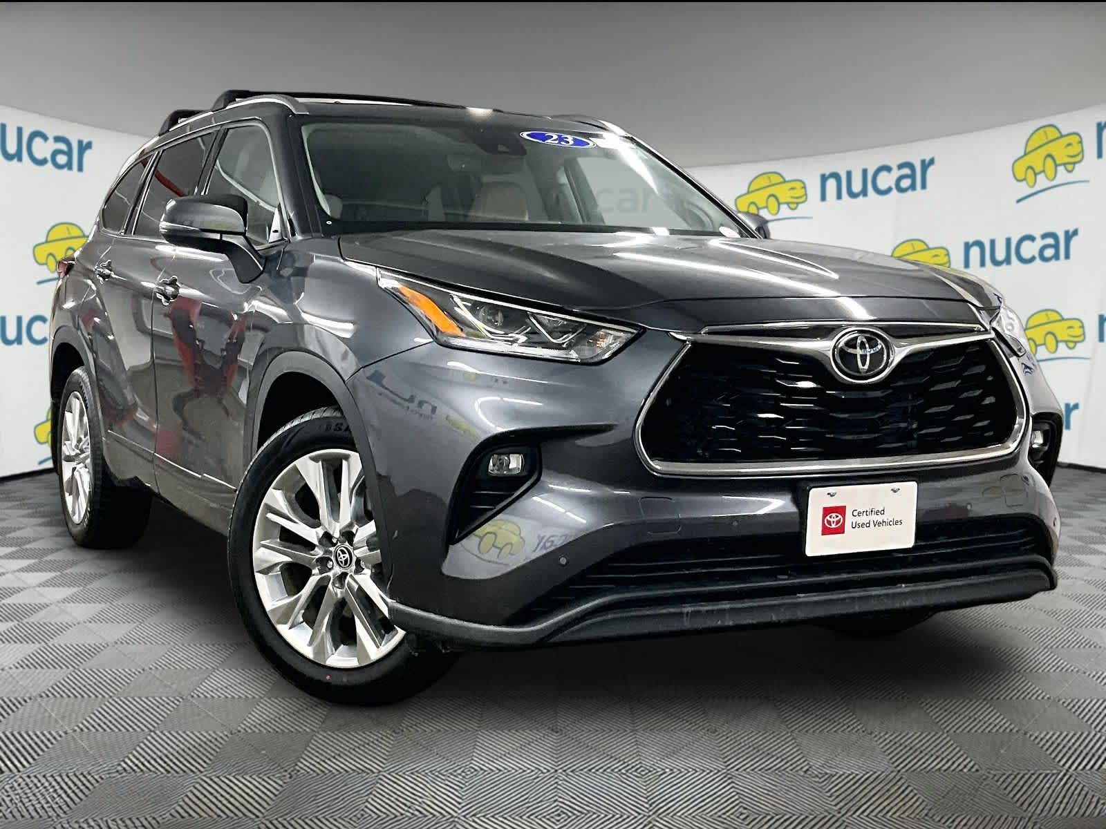 used 2023 Toyota Highlander car, priced at $33,871