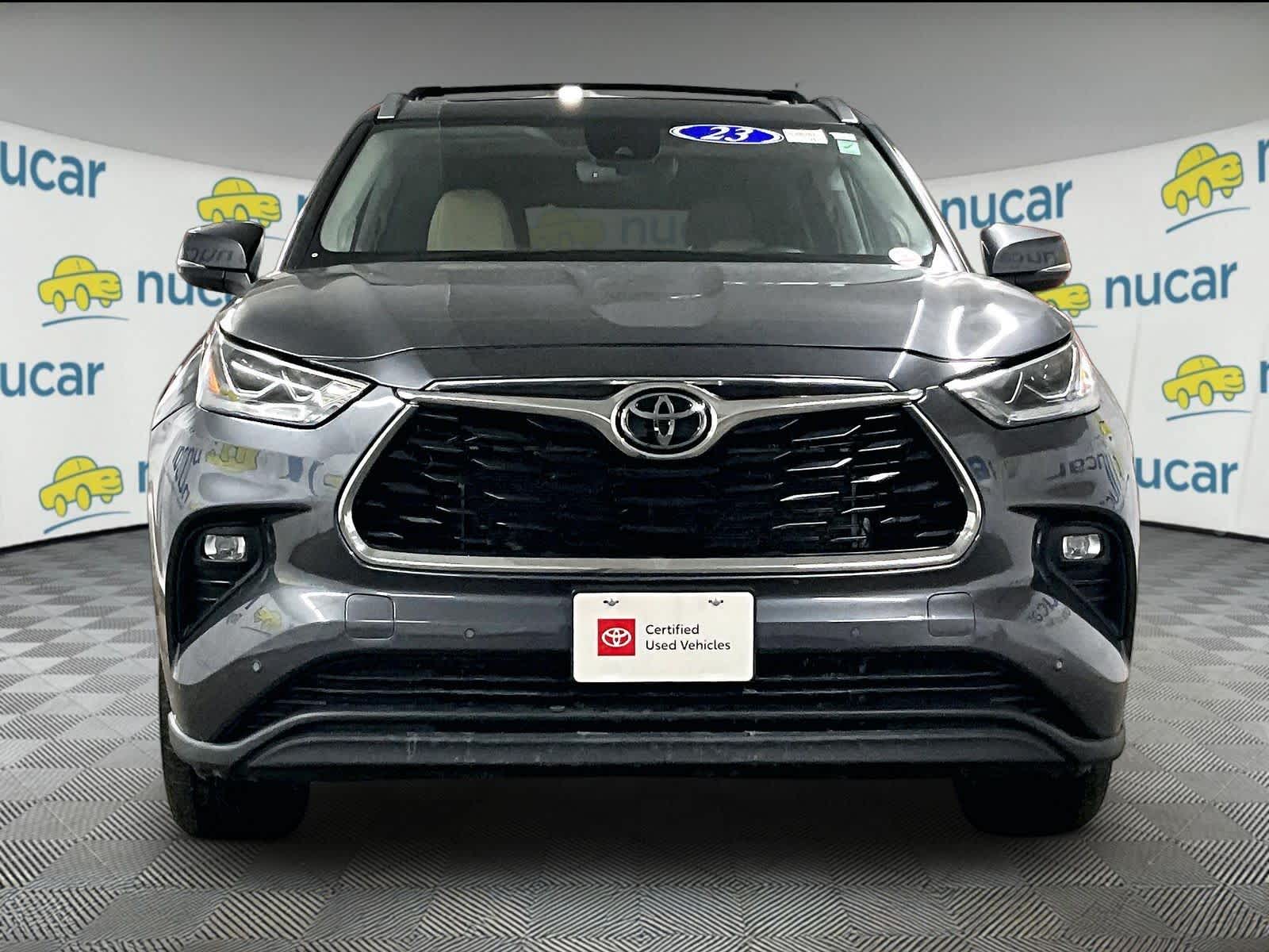 used 2023 Toyota Highlander car, priced at $33,871