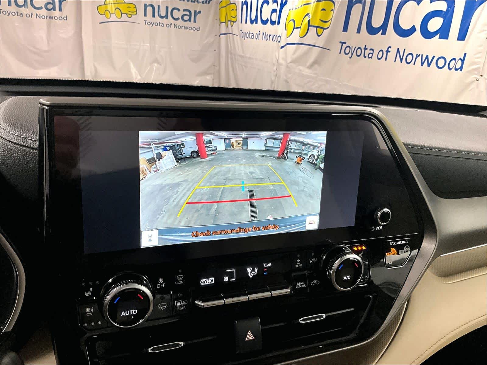 used 2023 Toyota Highlander car, priced at $33,871