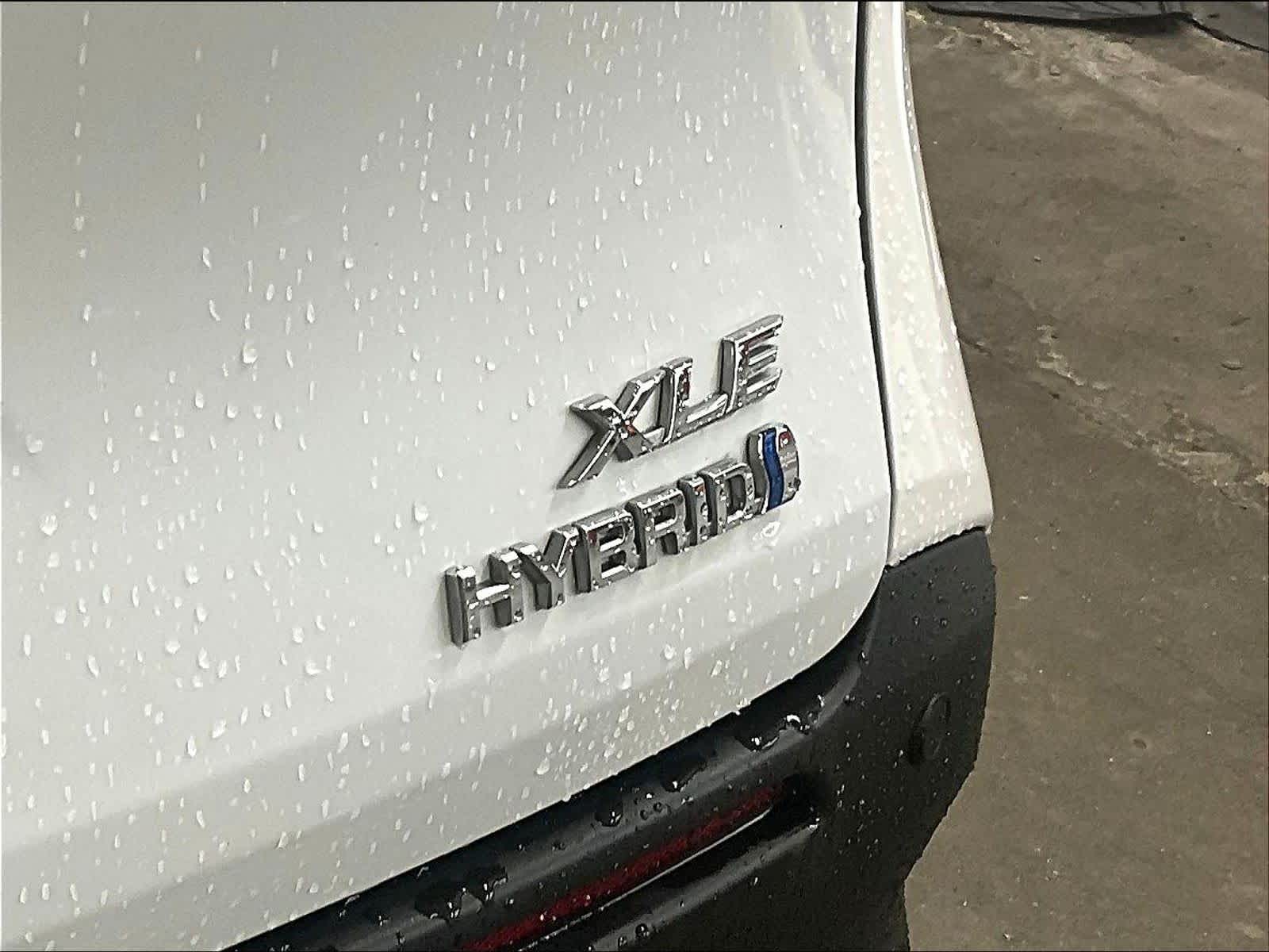 used 2024 Toyota Sienna car, priced at $38,577