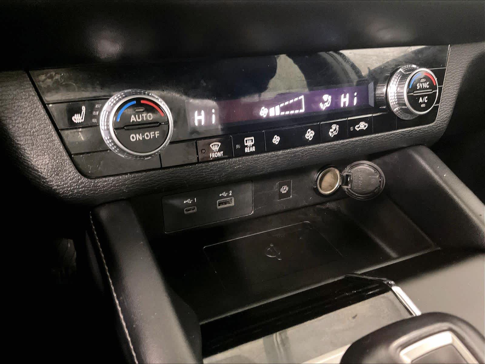 used 2024 Mitsubishi Outlander car, priced at $20,425