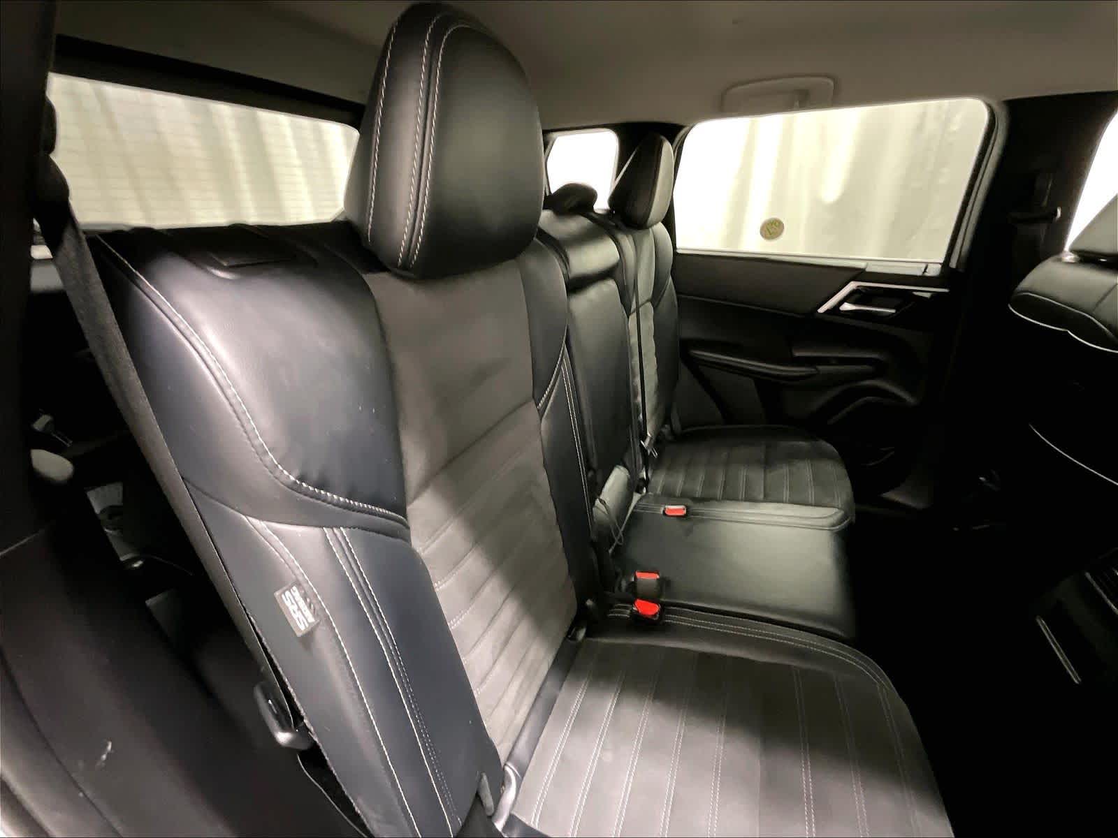 used 2024 Mitsubishi Outlander car, priced at $20,425