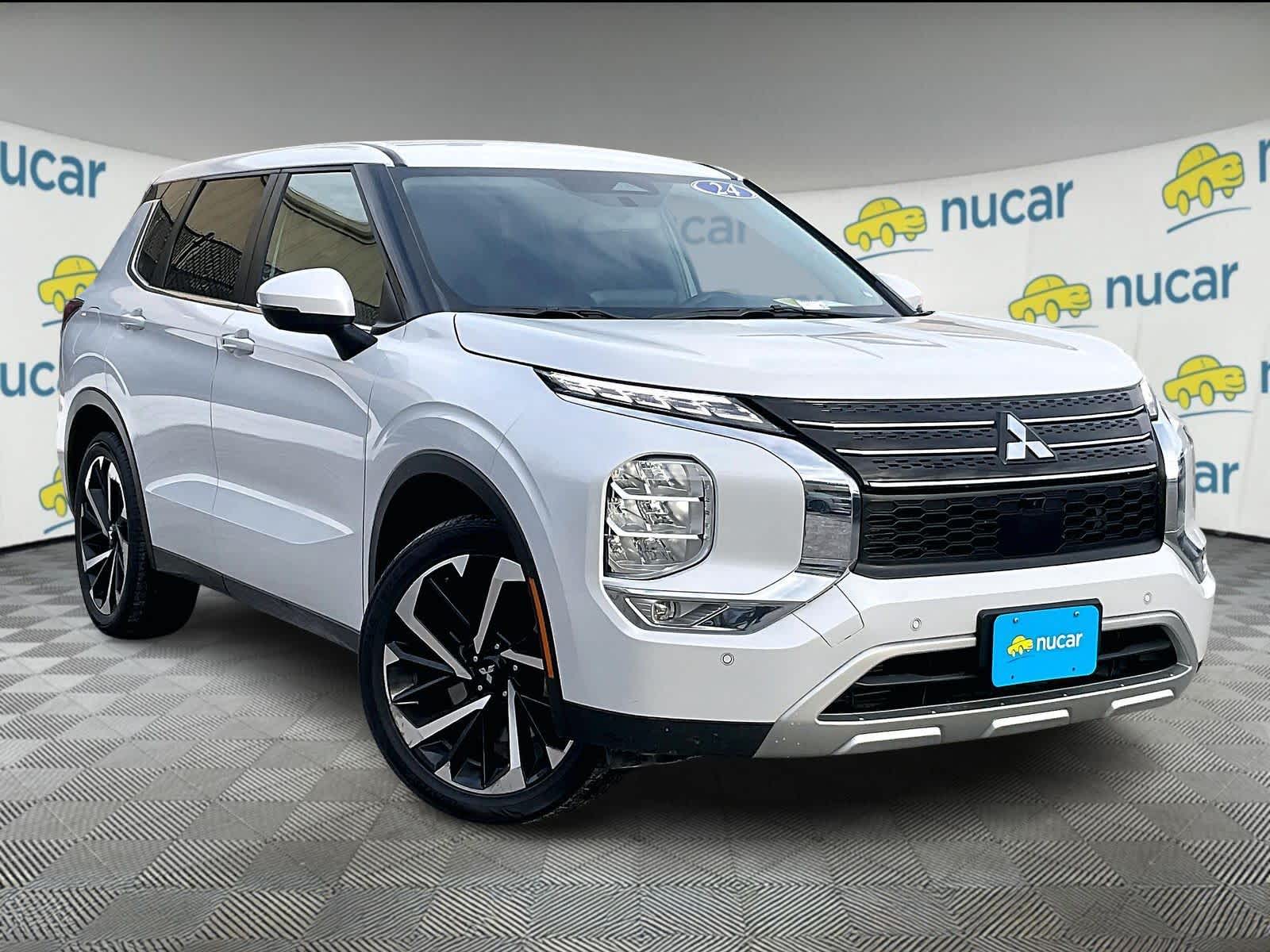 used 2024 Mitsubishi Outlander car, priced at $20,425