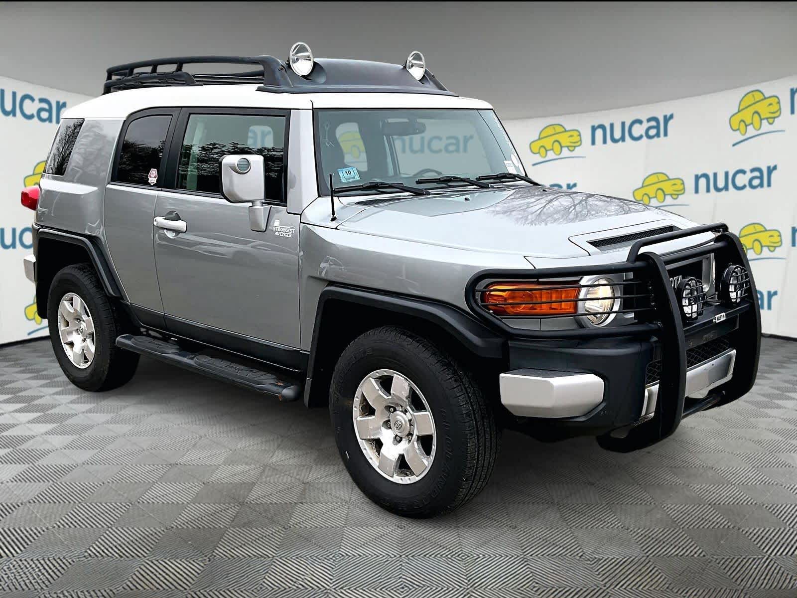 Silver Fresco Metallic 2010 Toyota FJ Cruiser 4WD SUV / Crossover Four-Wheel Drive Automatic