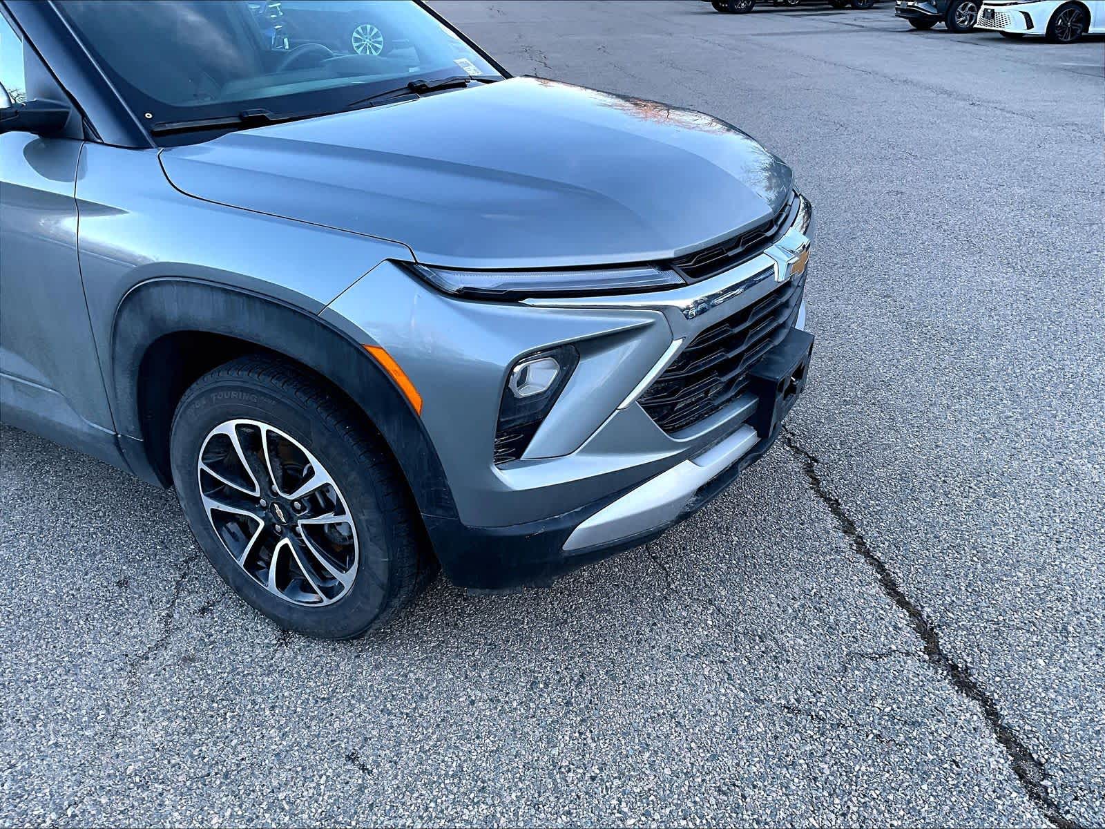 used 2025 Chevrolet TrailBlazer car, priced at $23,183