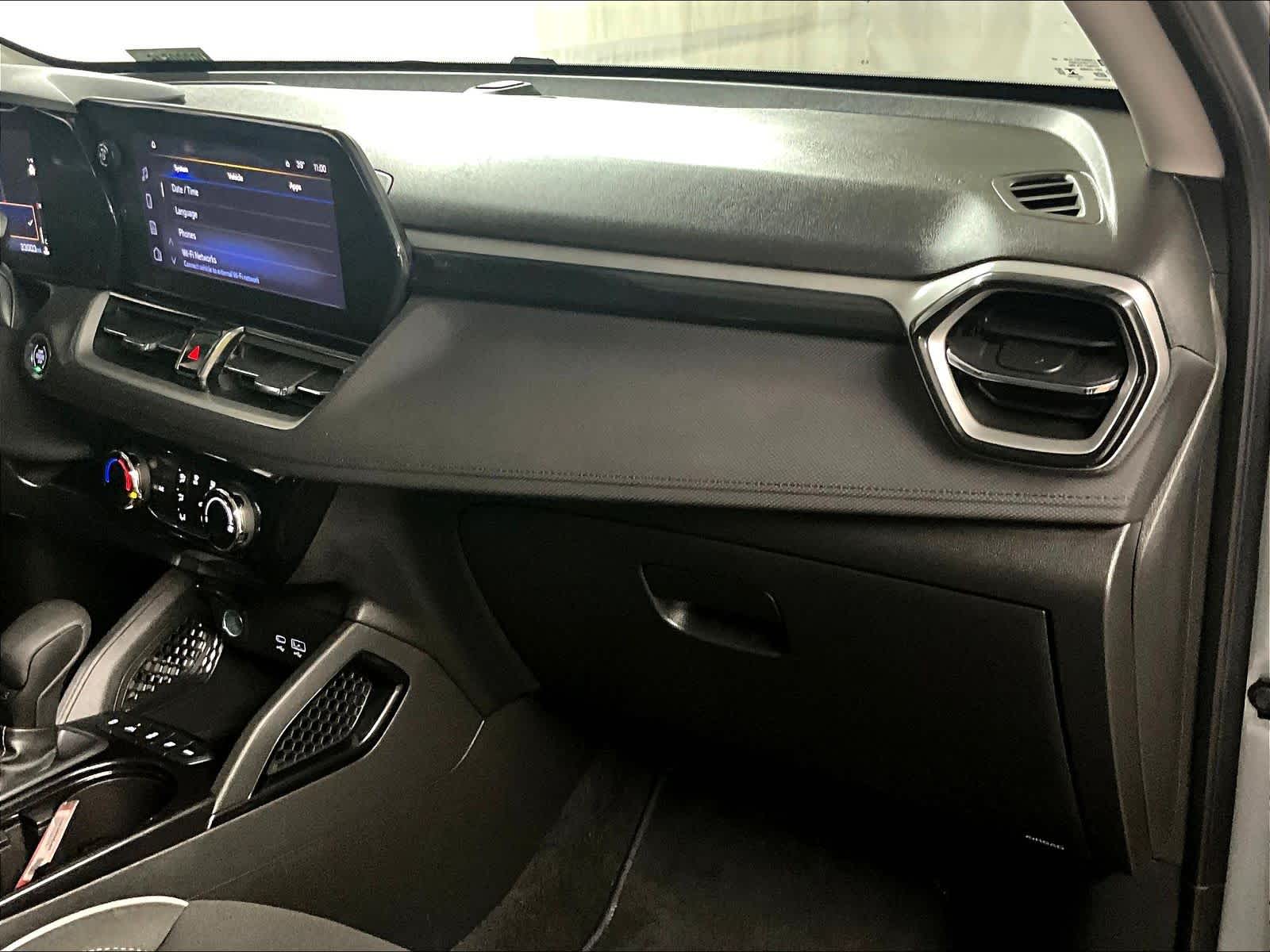 used 2025 Chevrolet TrailBlazer car, priced at $21,997