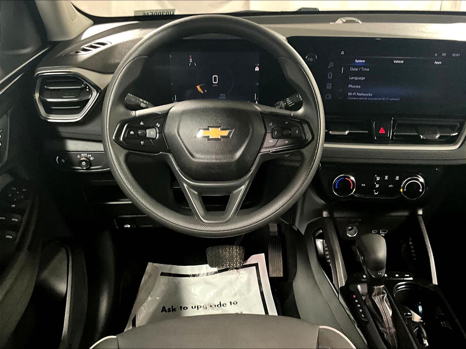 used 2025 Chevrolet TrailBlazer car, priced at $21,997