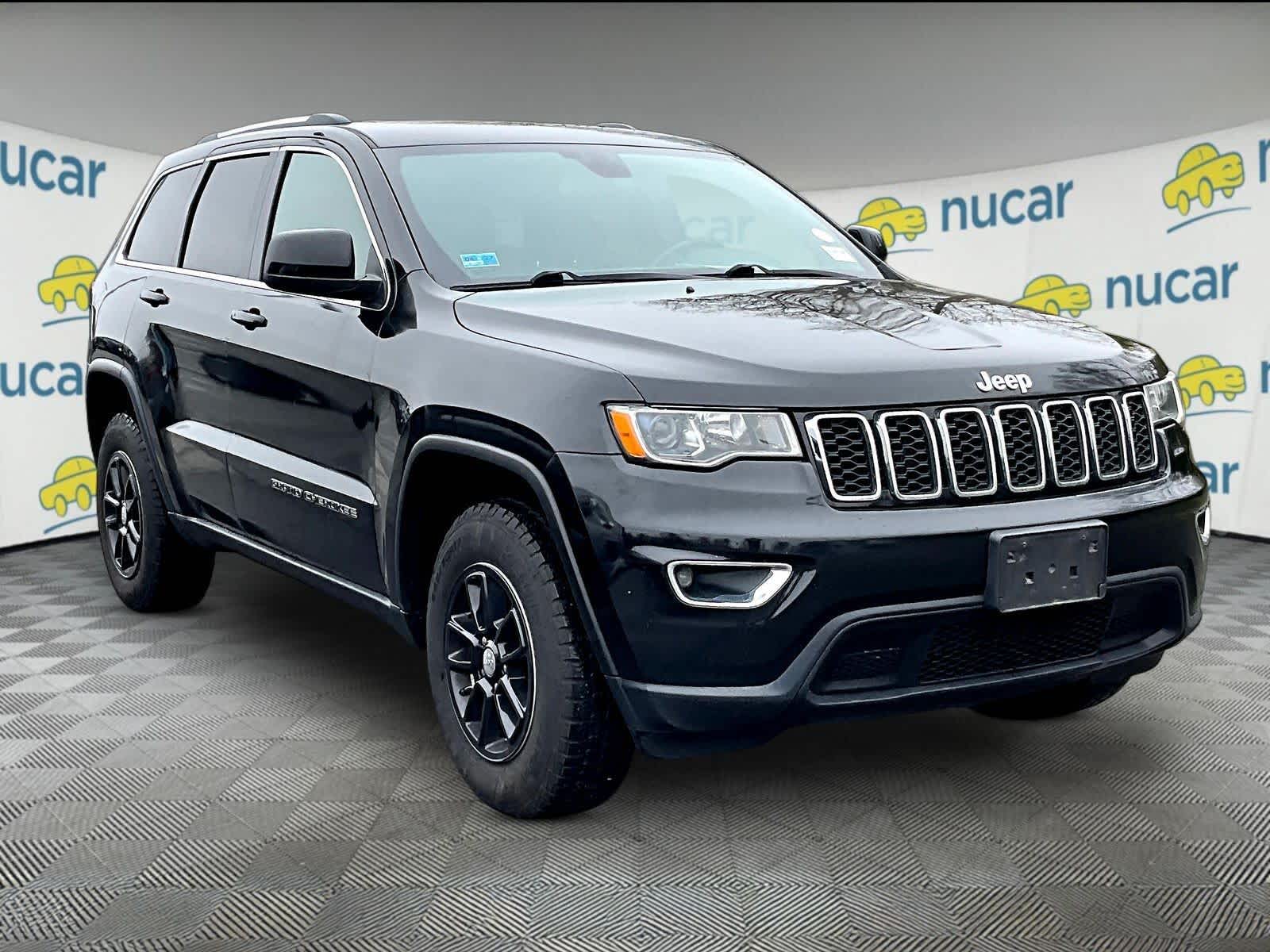 Diamond Black Crystal Pearlcoat 2020 Jeep Grand Cherokee Laredo E 4WD SUV / Crossover Four-Wheel Drive 8-Speed Automatic