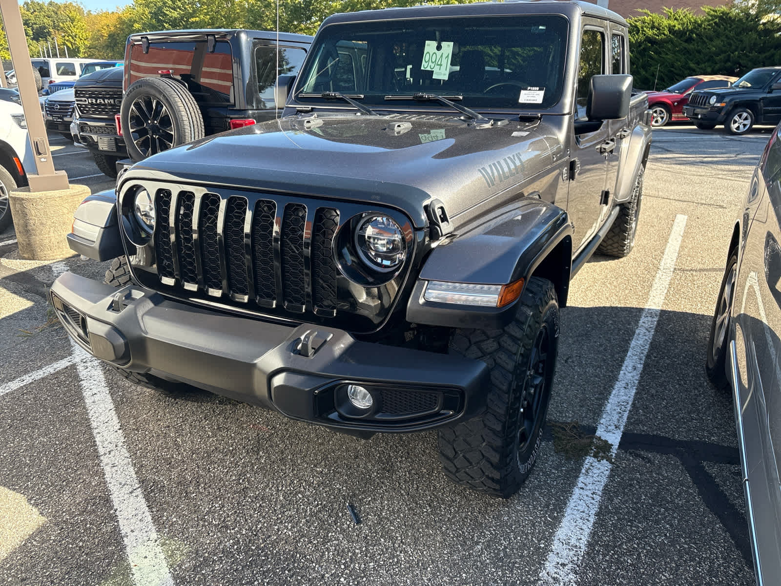 2022 Jeep Gladiator Willys Crew Cab 4WD