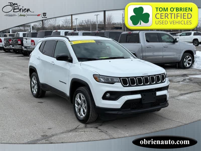 Bright White Clearcoat 2025 Jeep Compass Latitude 4WD SUV / Crossover Four-Wheel Drive 8-Speed Automatic