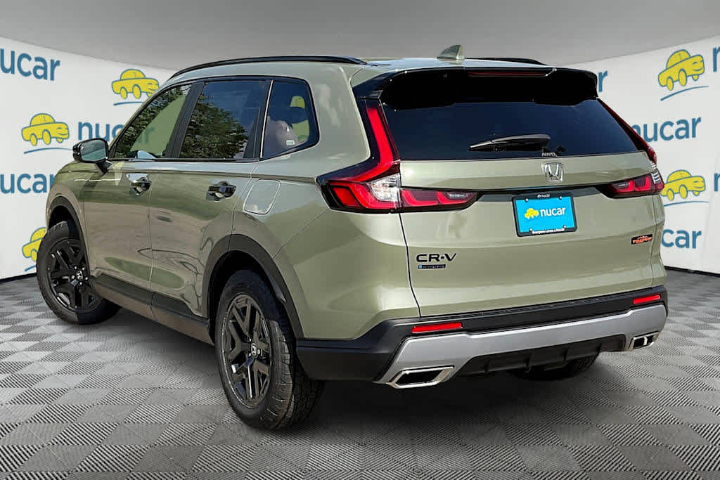 View vehicle photo 4