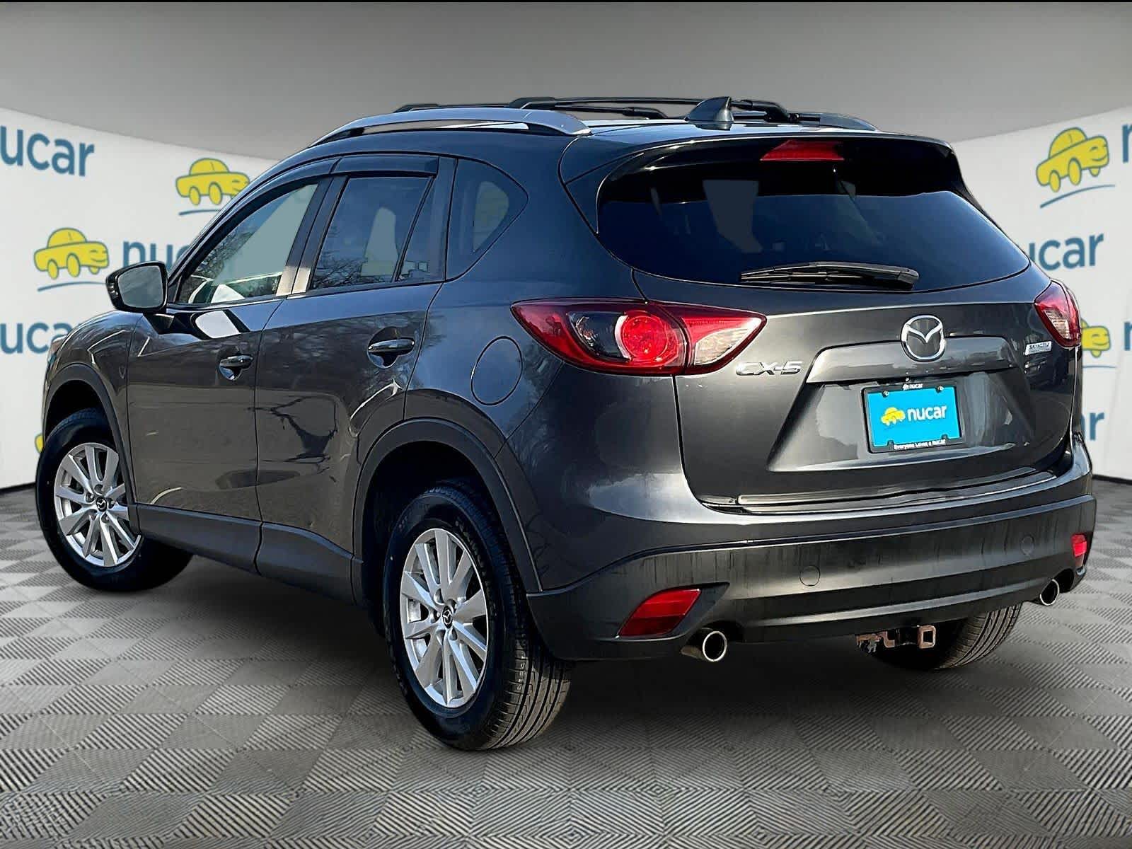 View vehicle photo 4