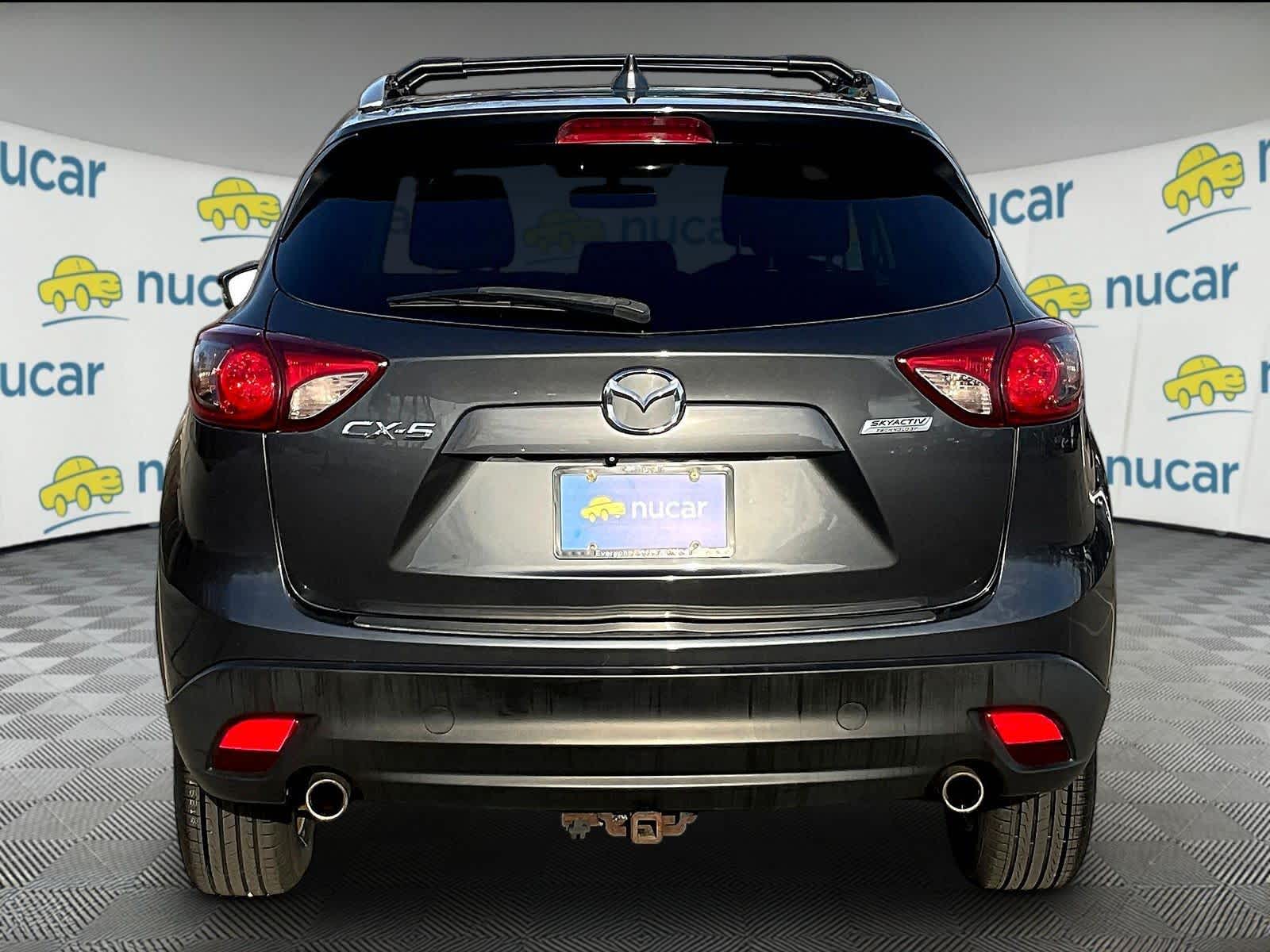 View vehicle photo 5