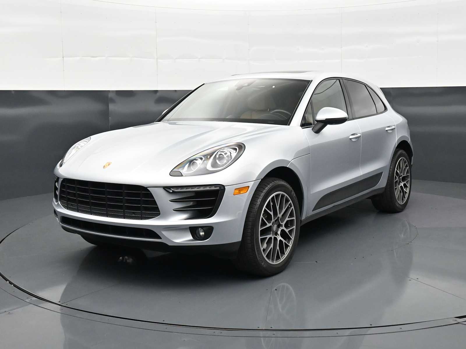 2017 Porsche Macan