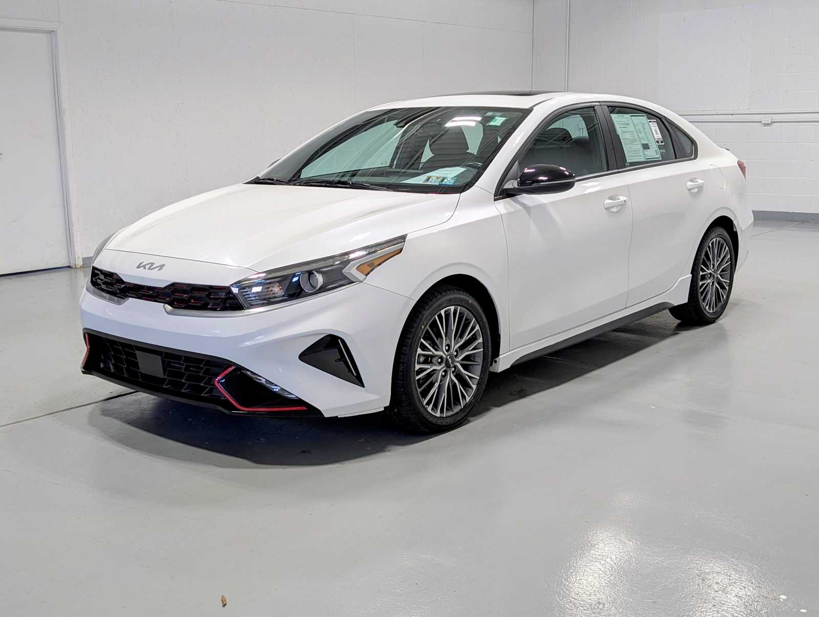 Snow White Pearl 2023 Kia Forte GT-Line FWD Sedan Front-Wheel Drive Continuously Variable Transmission