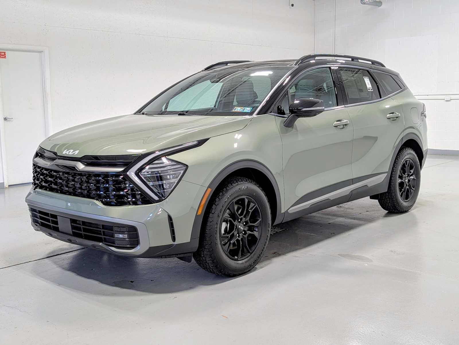 Jungle Green/Ebony Black Roof 2023 Kia Sportage X-Pro Prestige AWD SUV / Crossover All-Wheel Drive 8-Speed Automatic
