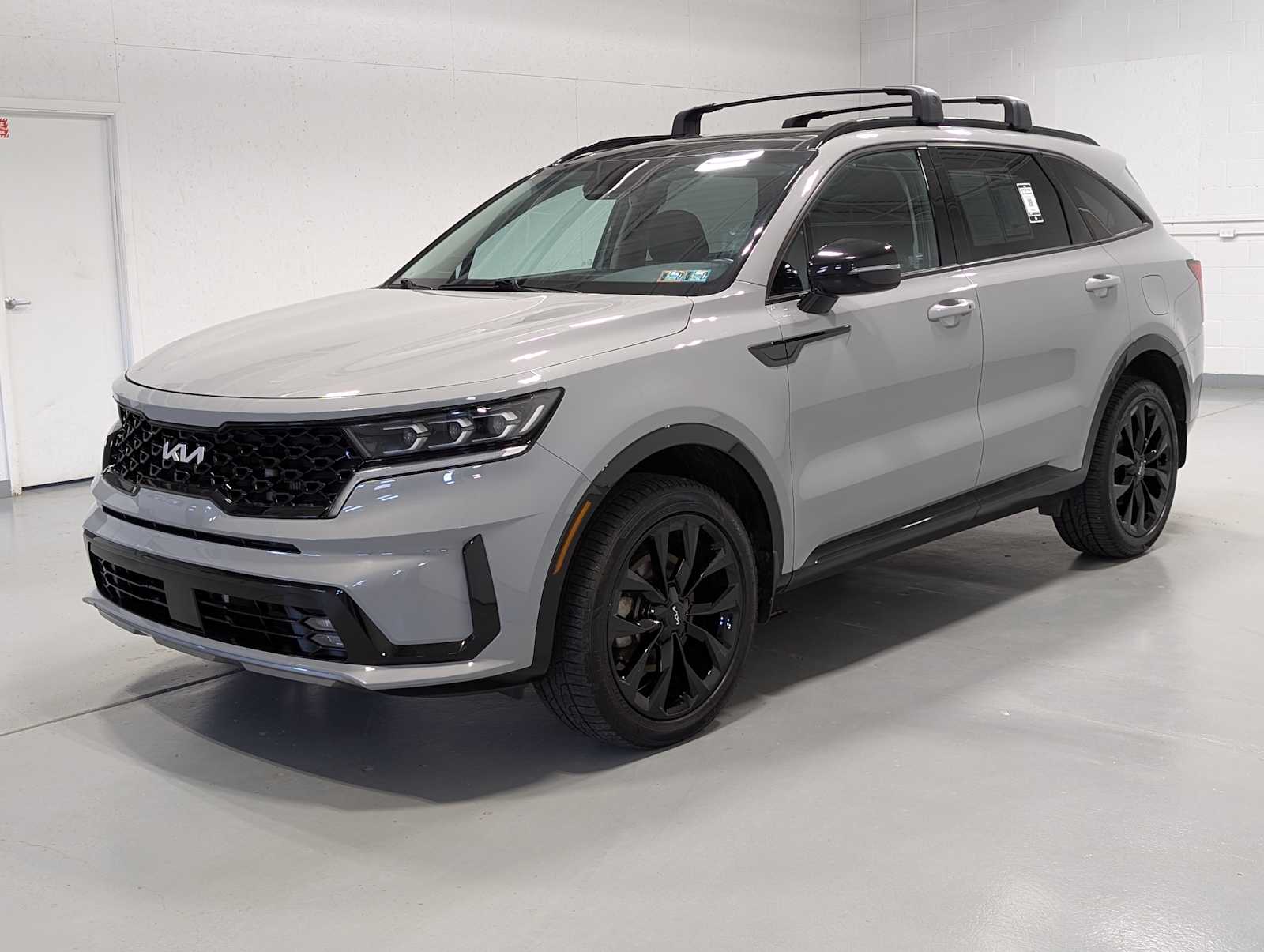 Wolf Gray 2022 Kia Sorento SX AWD SUV / Crossover All-Wheel Drive 8-Speed Automatic