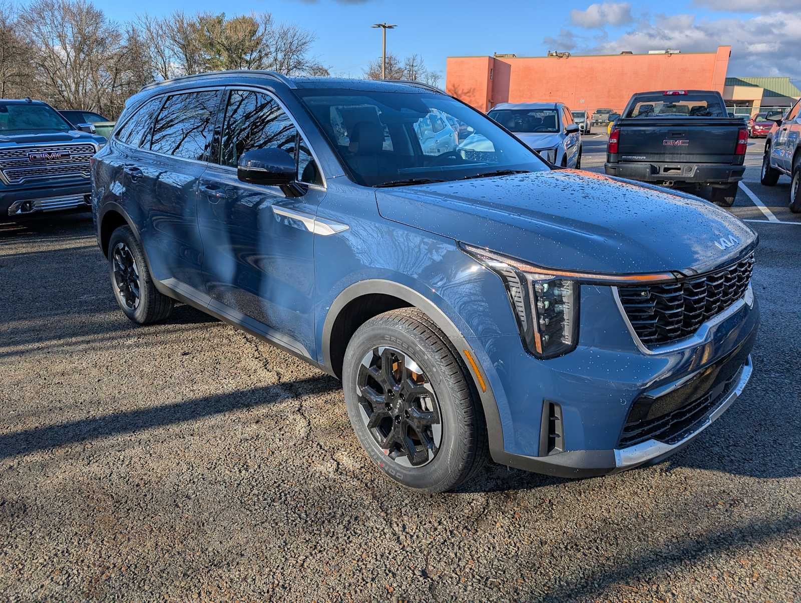 View vehicle photo 6