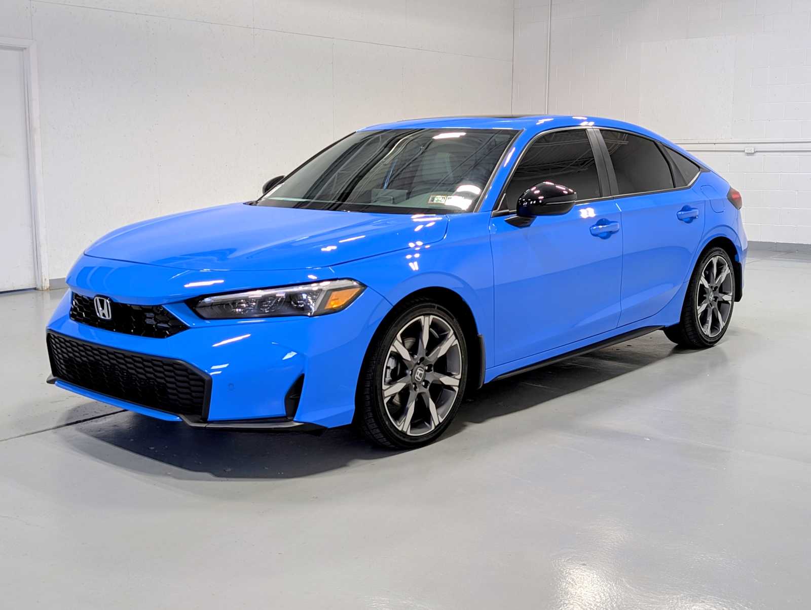 Boost Blue Pearl 2025 Honda Civic Hybrid Sport Touring Hatchback FWD Hatchback Front-Wheel Drive Continuously Variable Transmission