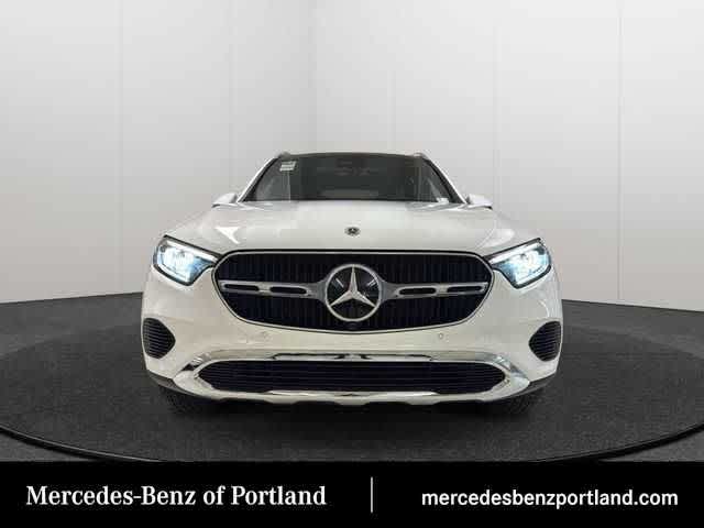 2026 Mercedes-Benz GLC