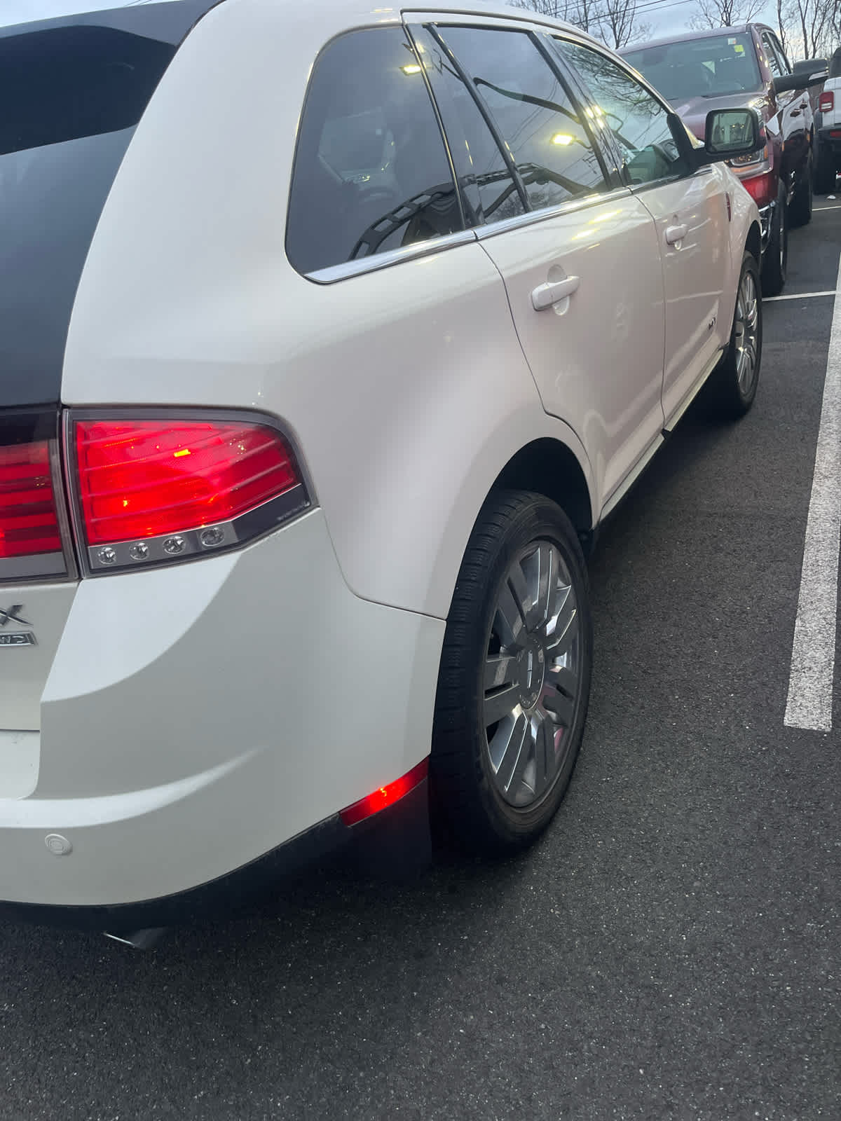 2008 Lincoln MKX SUV 2