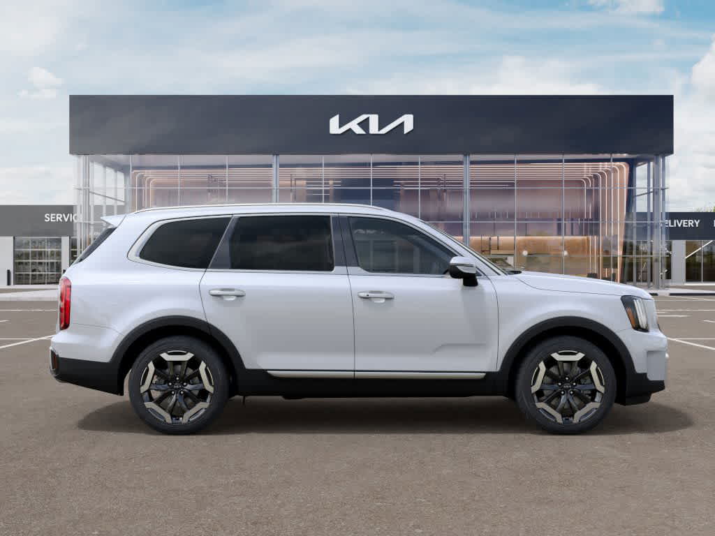 2024 Kia Telluride S 7