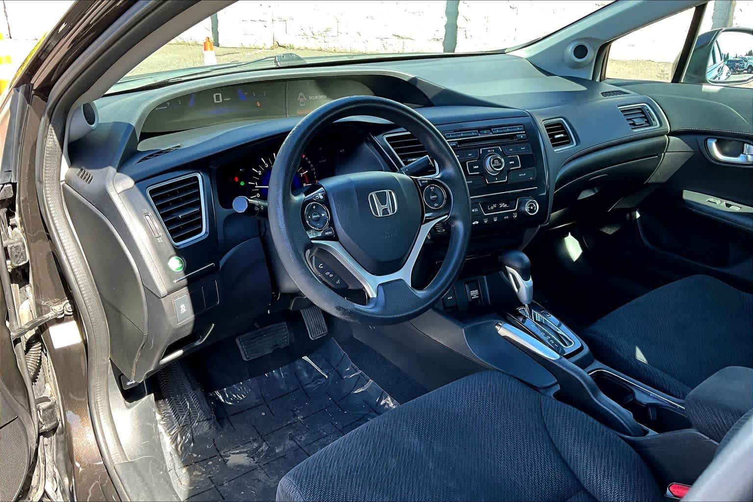 View vehicle photo 2