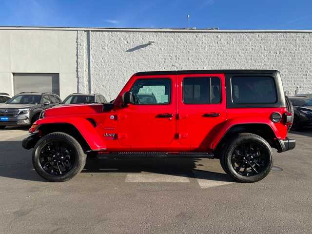 2022 Jeep Wrangler 4xe Unlimited Sahara 2