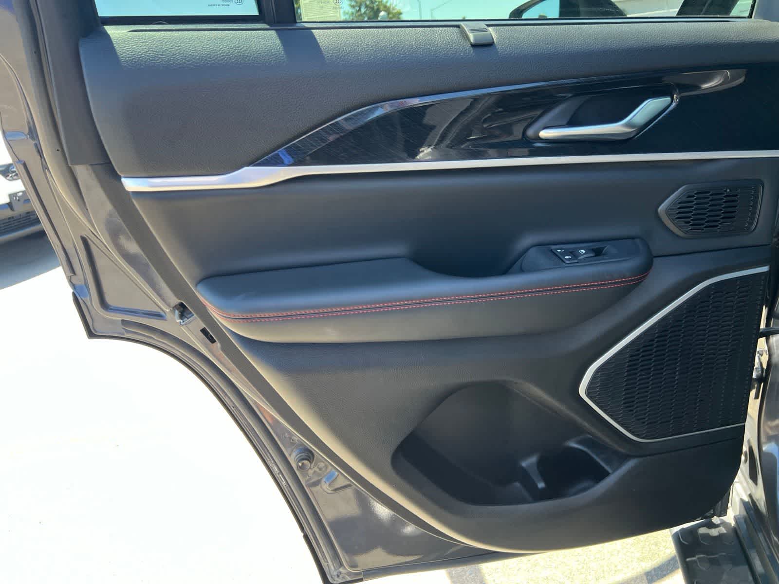 2022 Jeep Grand Cherokee Trailhawk - Photo 24
