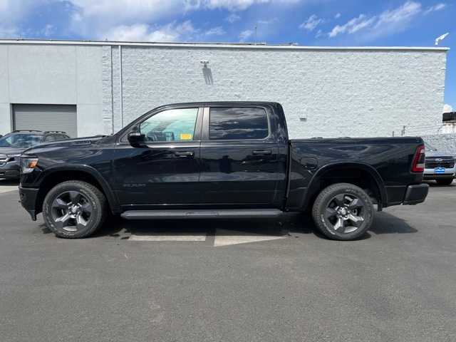 2022 Ram 1500 Big Horn 4x4 Crew Cab 57 Box 2