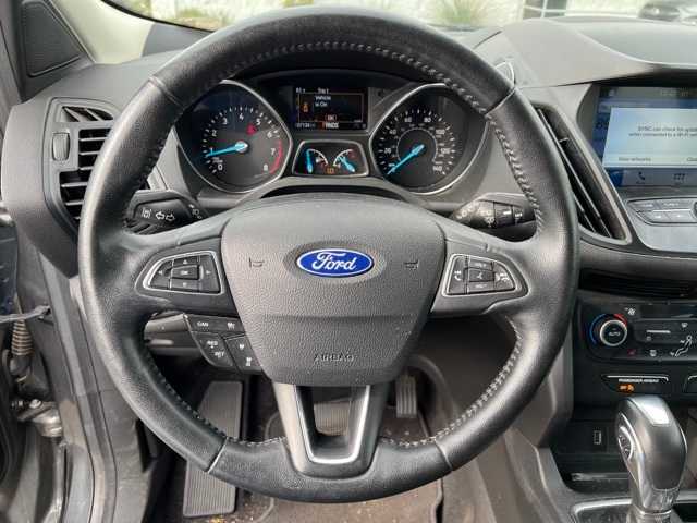 2019 Ford Escape SEL 30