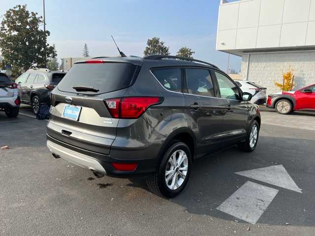 2019 Ford Escape SEL 9