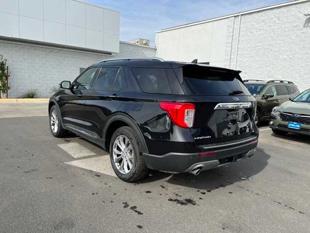 2021 Ford Explorer Limited 3