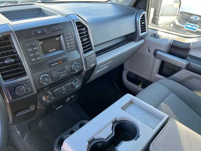 2017 Ford F-150 XLT 4WD SuperCrew 5.5 Box 31