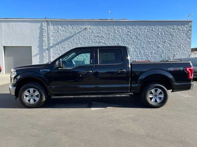 2017 Ford F-150 XLT 4WD SuperCrew 5.5 Box 2