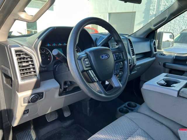 2017 Ford F-150 XLT 4WD SuperCrew 5.5 Box 13