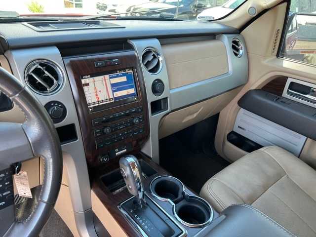 2012 Ford F-150 Lariat 4WD SuperCrew 145 32