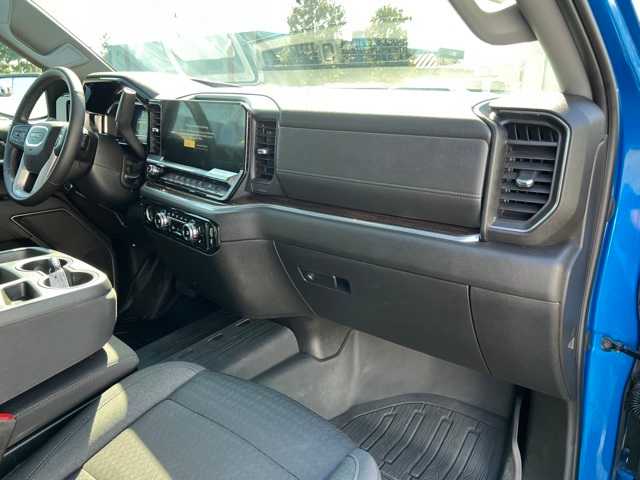 2022 GMC Sierra 1500 Elevation 4WD Crew Cab 147 26