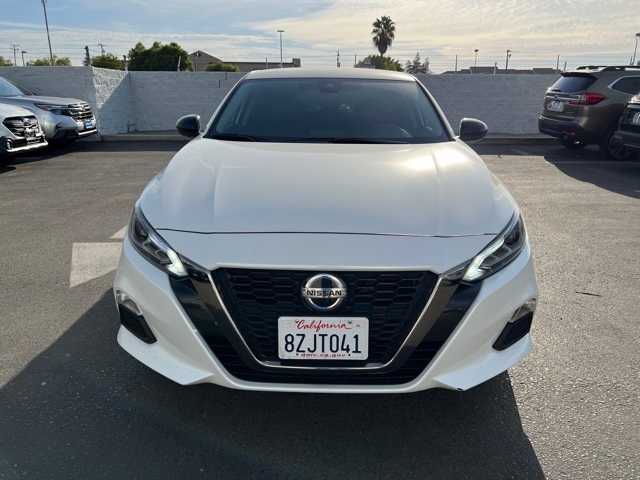 2022 Nissan Altima 2.5 SR 12