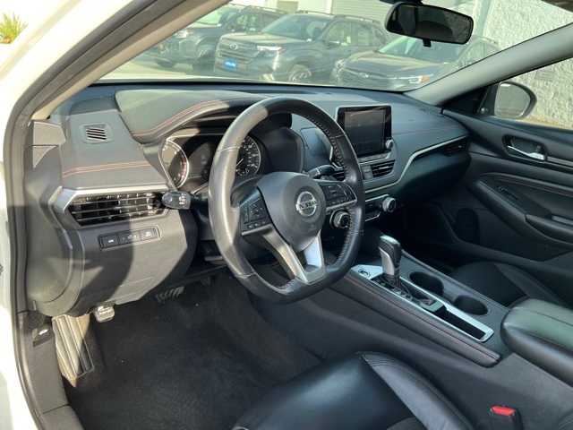 2022 Nissan Altima 2.5 SR 14