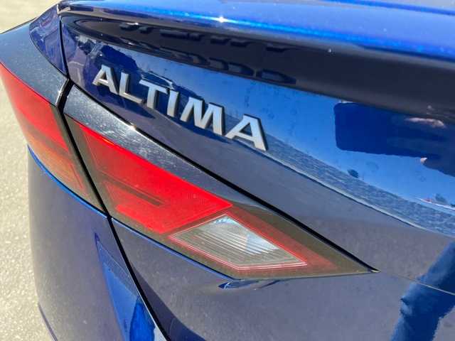 2023 Nissan Altima 2.5 SR 5