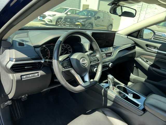 2023 Nissan Altima 2.5 SR 14