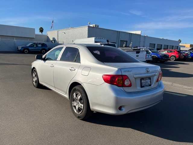 2010 Toyota Corolla LE 3