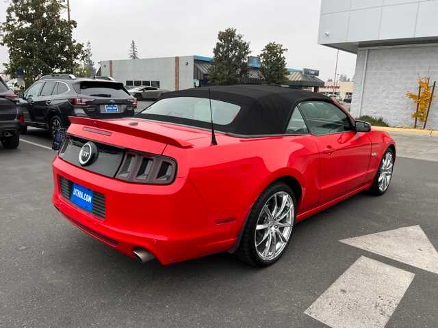 2013 Ford Mustang GT Premium 7