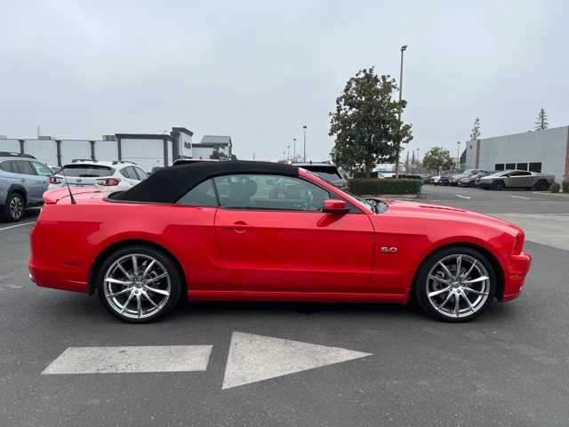 2013 Ford Mustang GT Premium 8