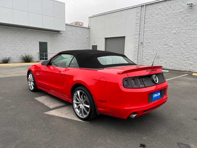 2013 Ford Mustang GT Premium 3