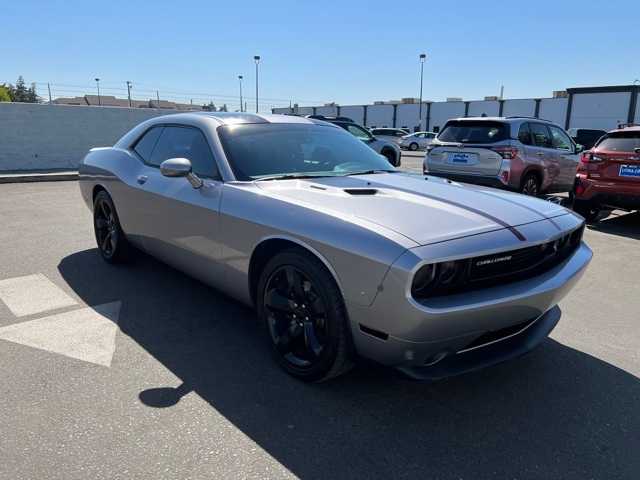 2014 Dodge Challenger R/T 9